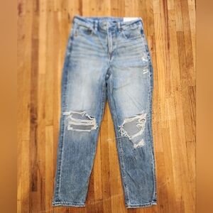 New - American Eagle Mom Jean - Destroyed Medium Wash - 6 Short
